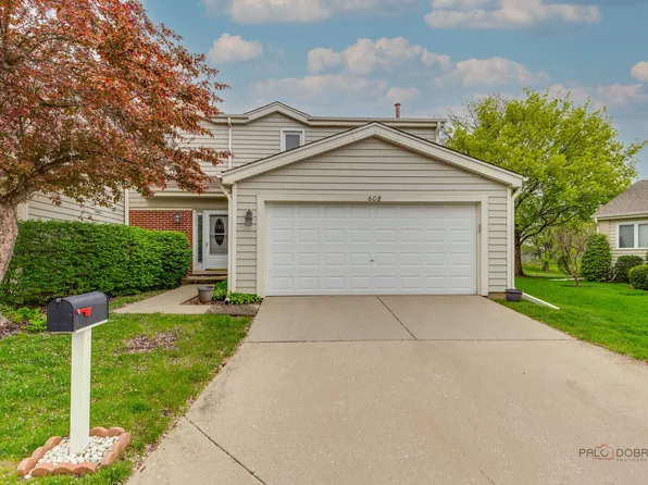 608 Claridge Cir, Hoffman Estates, IL 60169