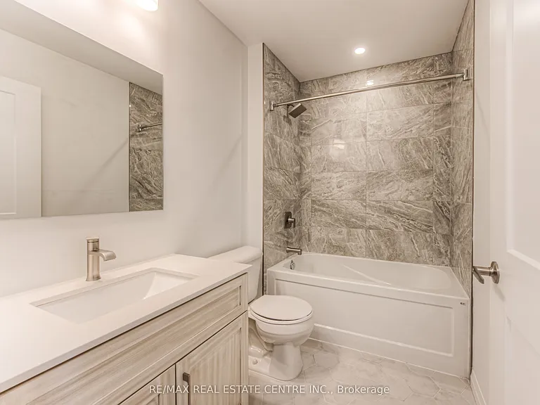 108 Garment St #810 — Photo 13