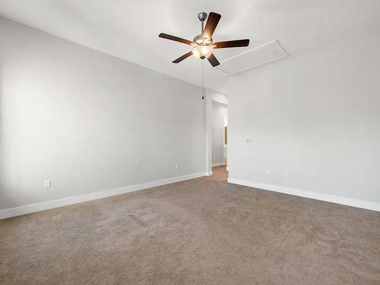 4323 Spicewood Springs Rd #9 — Photo 24