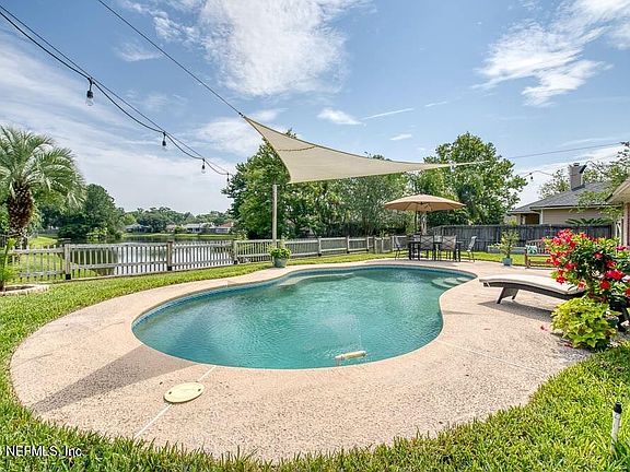 5th image of 3163 SWOOPING WILLOW Court W