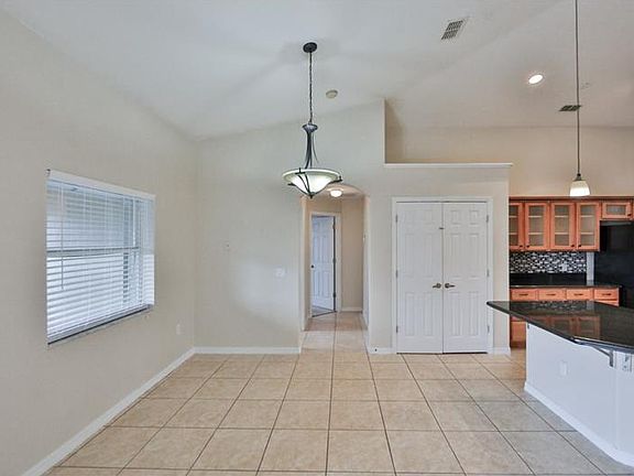 3rd image of 519 Viceroy Ct