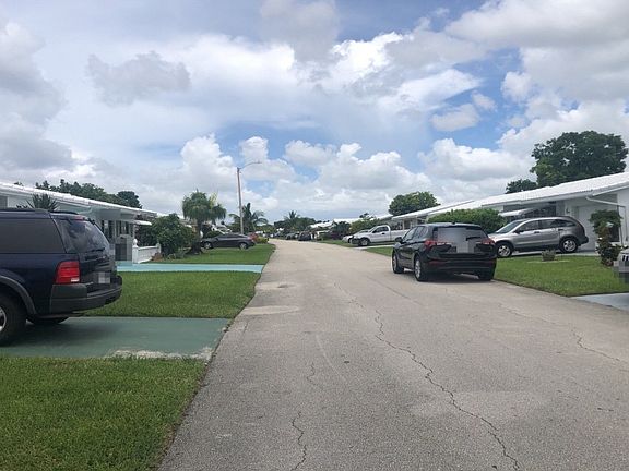 4th image of 8406 NW 59th Ct