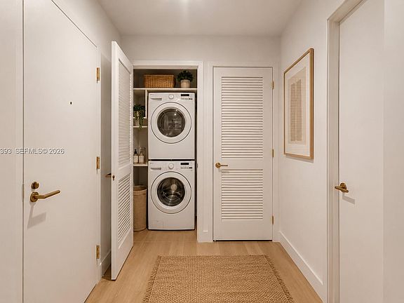 5th image of 90 NE 32nd #213