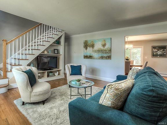 3rd image of 42 Canterbury Ave
