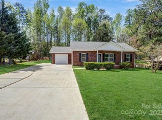 6549 Wesbrook Dr, Charlotte, NC 28214