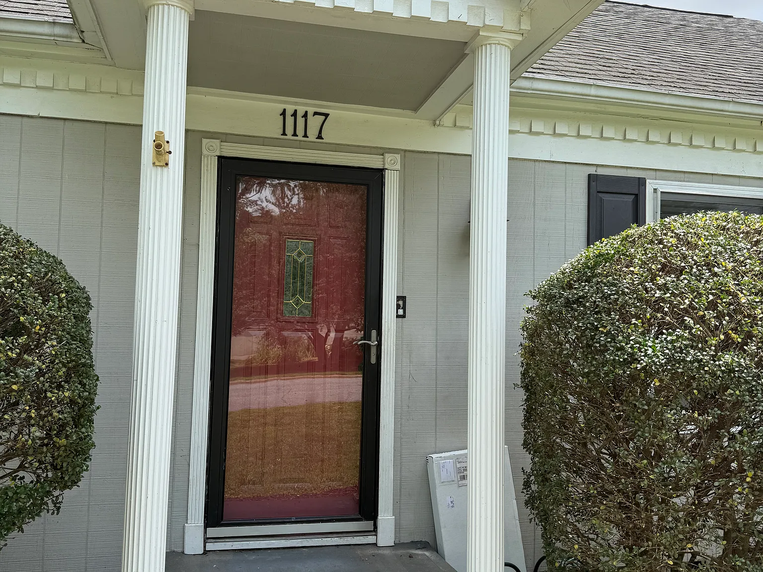 3 bed, 1600 sqft, $1,800 — Photo 2