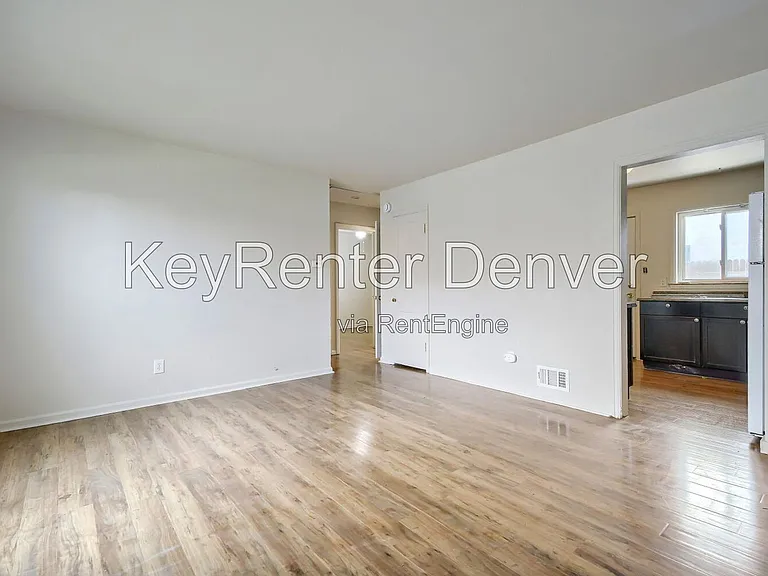 7073 W 16th Pl — Photo 4