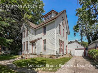 236 Hampton Ave SE #2, Grand Rapids, MI 49506