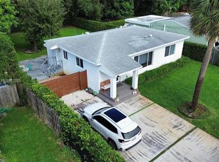 1269 NE 145th St, Miami, FL 33161