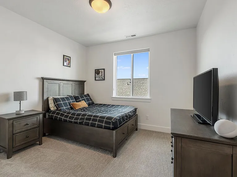 11673 Triloba St — Photo 44