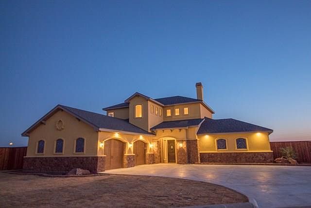 1st image of 6118 Sammye Ln