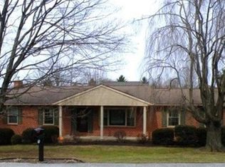 130 Lexington Rd, York, PA 17402