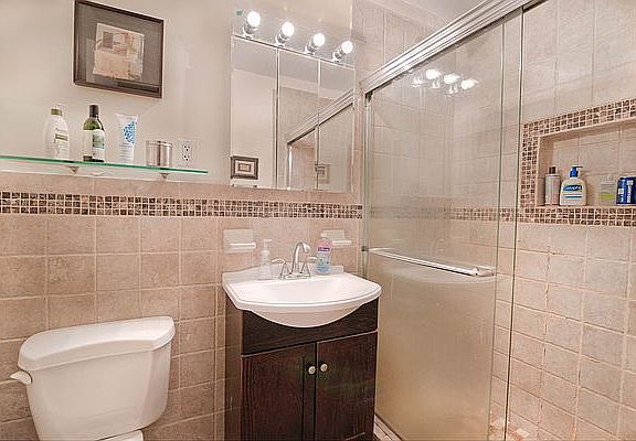 4th image of 477 W 57th St #11B