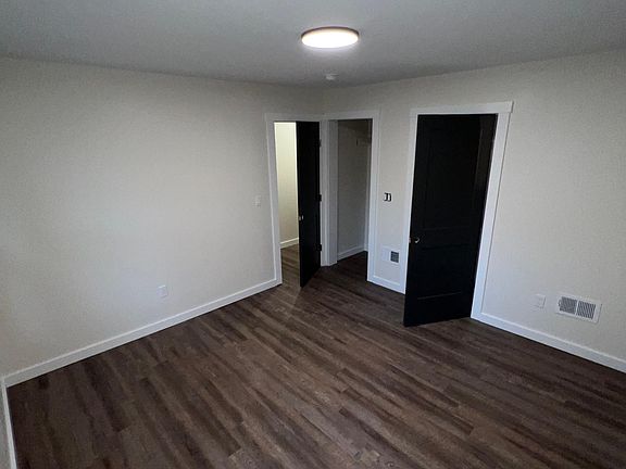 4th image of 121 S 2nd Ave #A