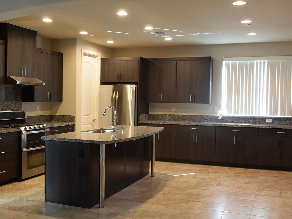 1st image of 612 Montage Cir
