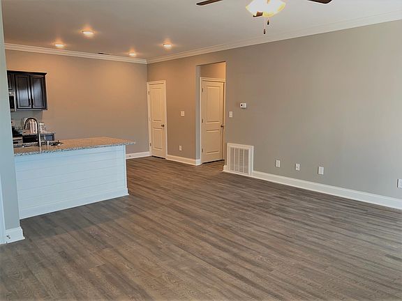 5th image of 5895 Otte Ct APT 121