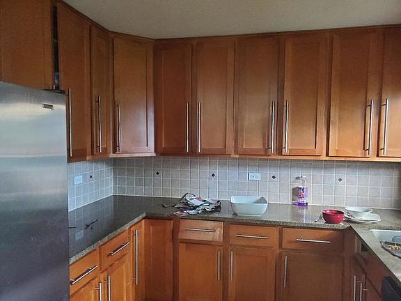 2nd image of 1013 Bayside Dr #1013