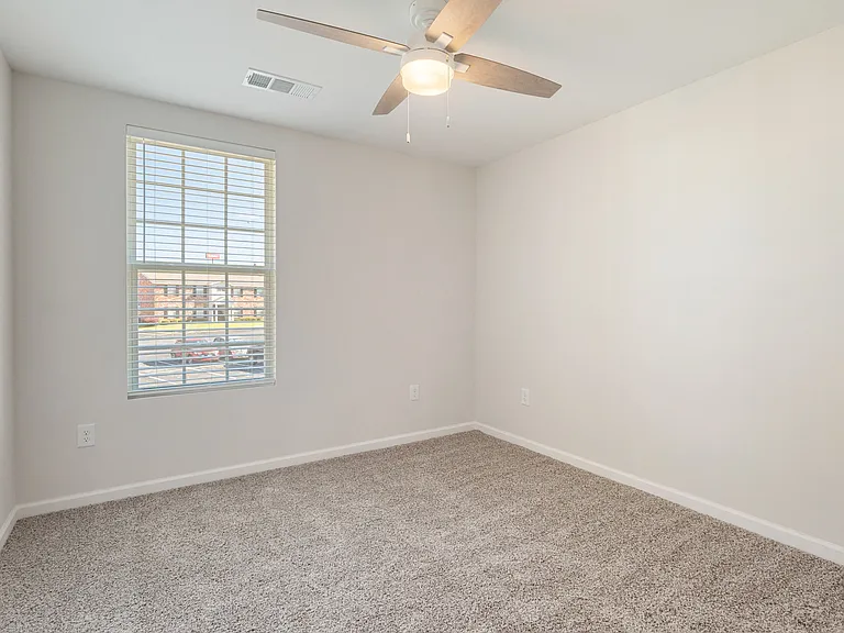 Harmony Apartments at Columbus — Photo 22