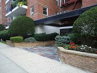 Rented by Metro Garden Realty NYC
