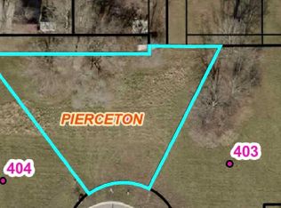 Ash St, Pierceton, IN 46562
