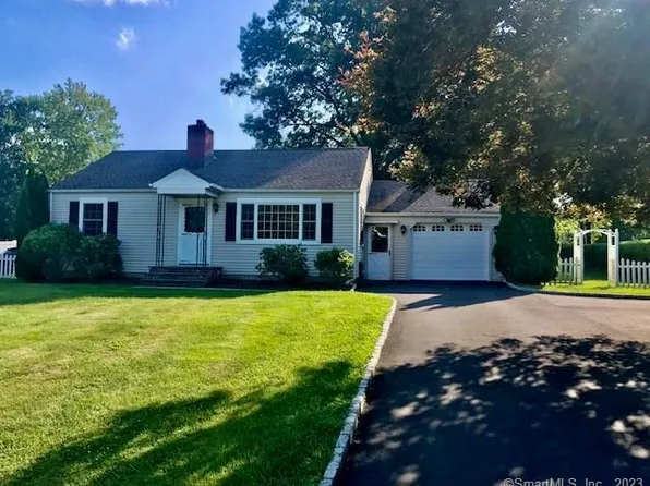 12 Redwood Drive, Bethel, CT 06801