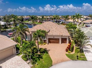 2453 Saint Davids Island Ct, Punta Gorda, FL 33950