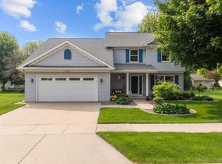 2521 Inglewood Pl, Appleton, WI 54915