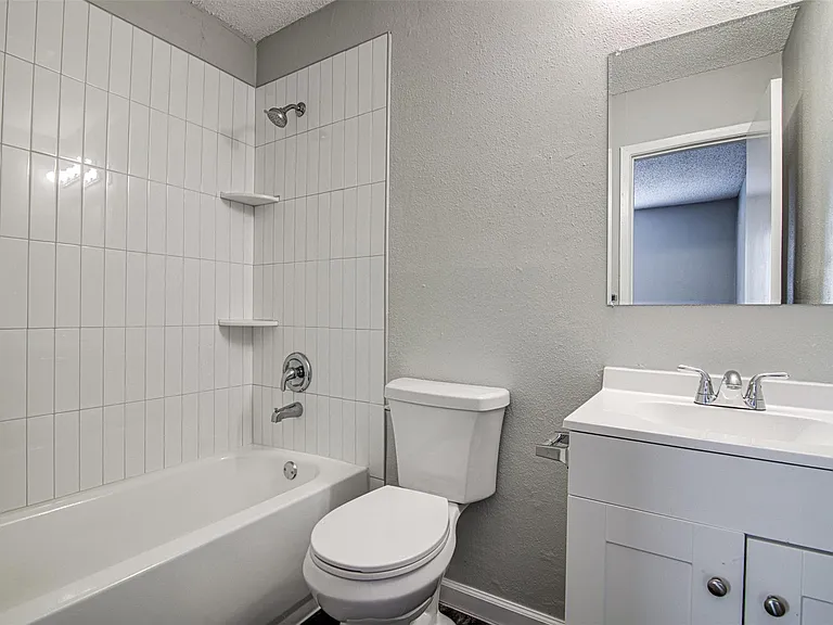 8112 W Gate Blvd #A — Photo 13