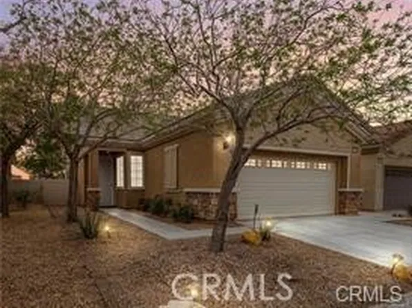 10364 Lakeshore Dr, Apple Valley, CA 92308