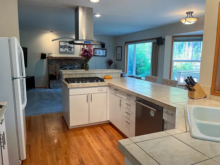 26122 Lake Wilderness Country Club Dr SE — Photo 5