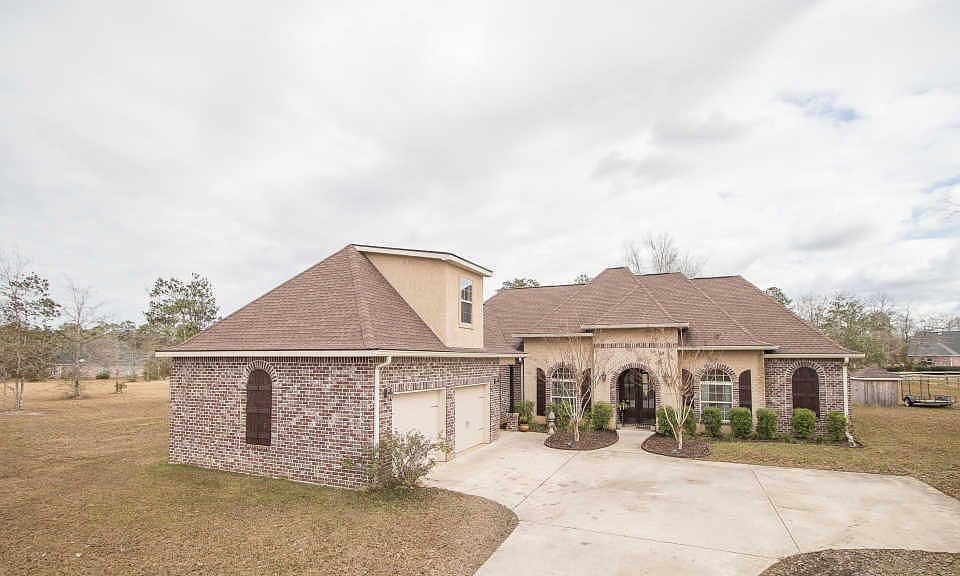 1st image of 8513 Julia Dr