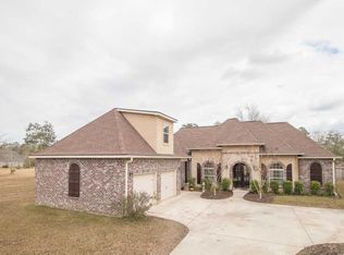 8513 Julia Dr, Vancleave, MS 39565