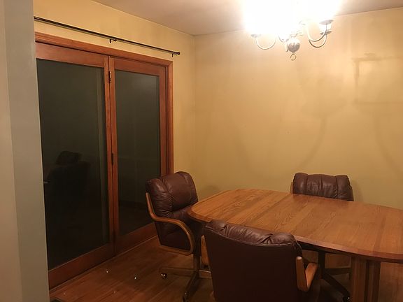 2nd image of 140 Springlake Crst