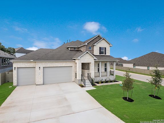 3rd image of 397 Bridle Trail