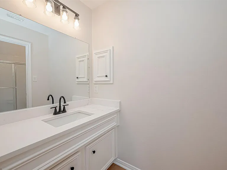 11210 Hundred Bridge Ln — Photo 34