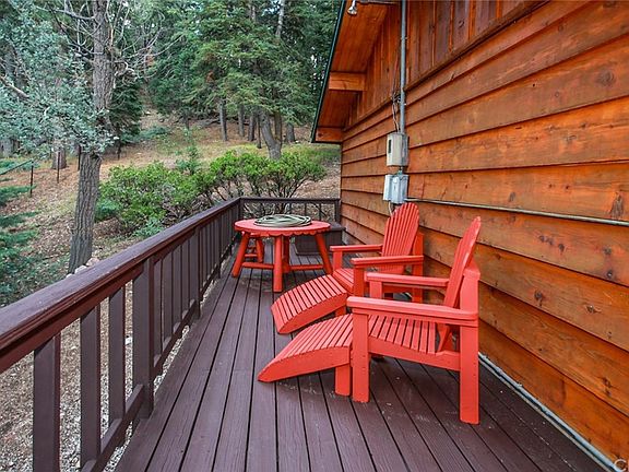 2nd image of 1163 Teton Dr
