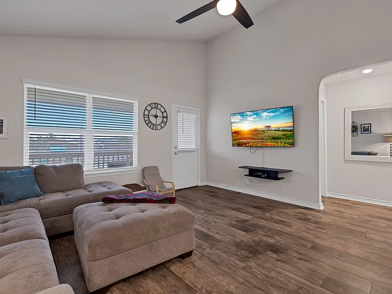 14722 Goldfinch Way — Photo 5