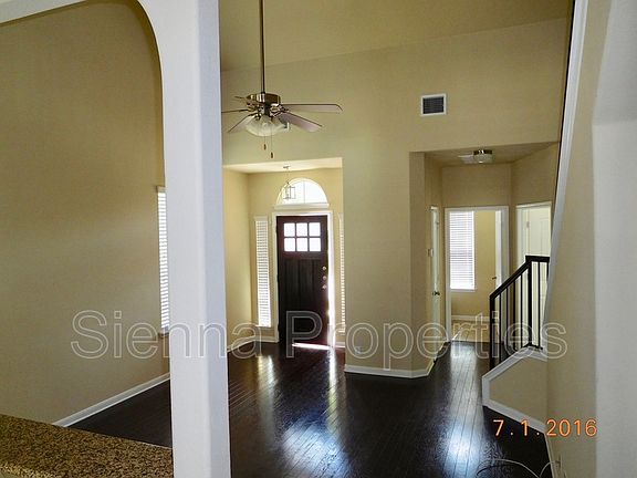 3rd image of 735 Heritage Springs Trl