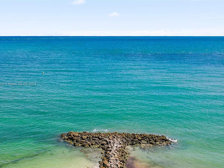 19216 Fisher Island Dr #19216 — Photo 46
