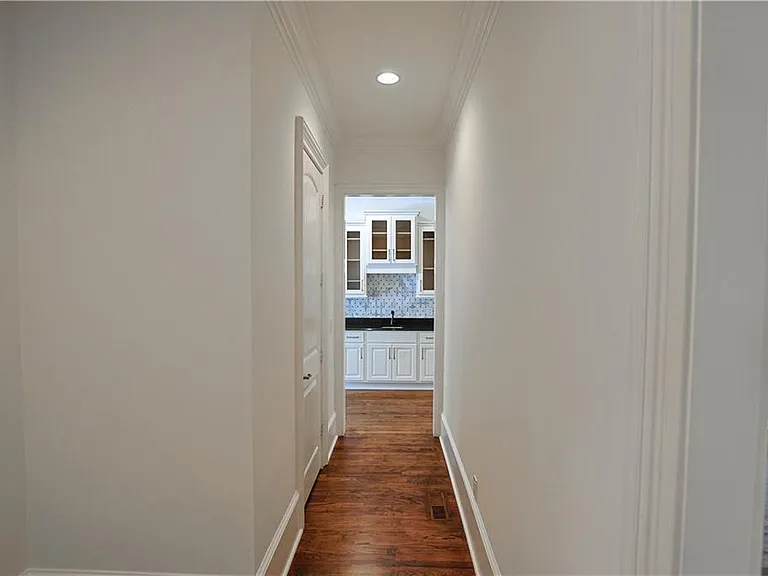 1296 Lenox Park Blvd — Photo 15