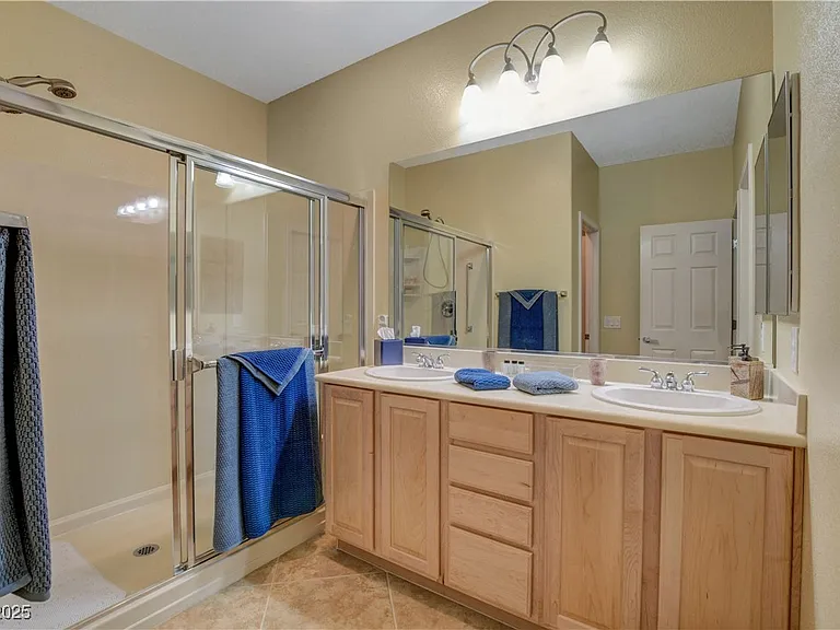 2176 Shadow Canyon Dr — Photo 8