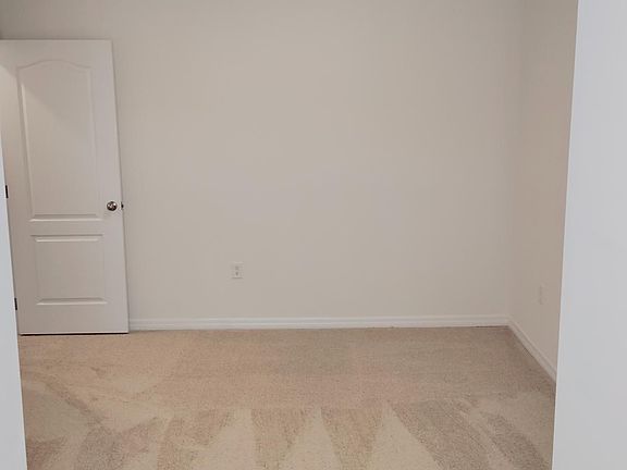 4th image of 1053 Blue Jay Way