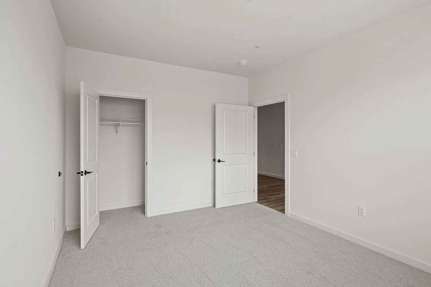 Emerson Flats — Photo 2