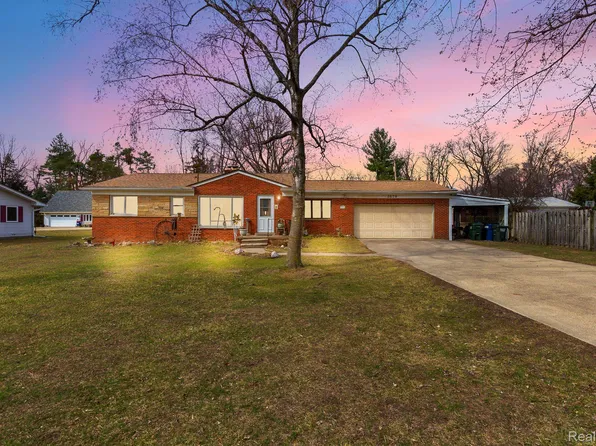 3678 John R Rd, Rochester Hills, MI 48307