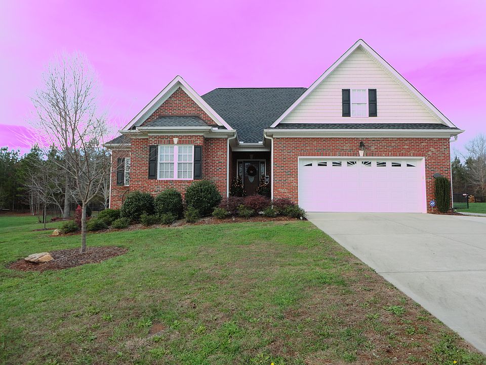 1st image of 2252 Rock Bridge Dr