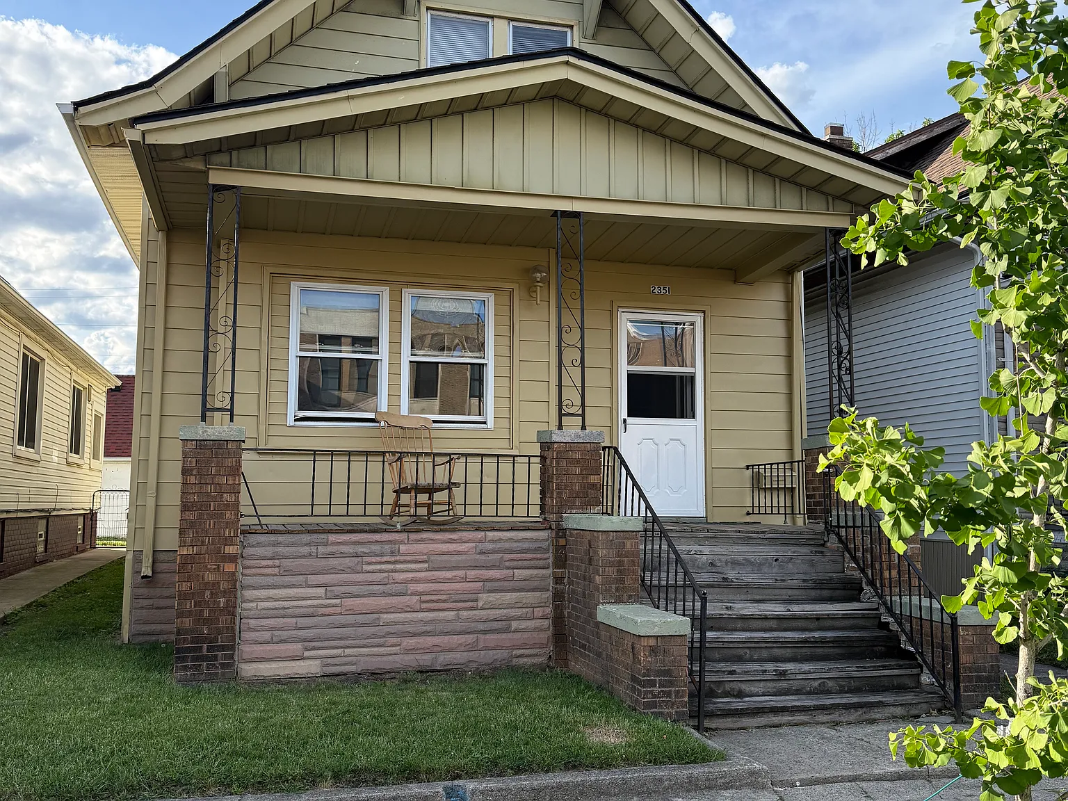 3 bed, 1449 sqft, $1,400 — Photo 2