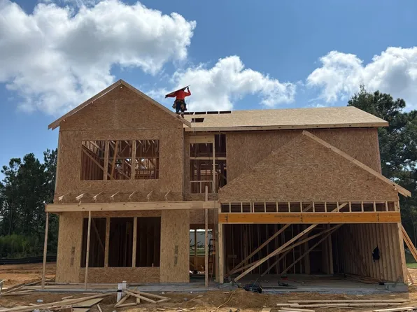 109 Royal Tern Ln, Warner Robins, GA 31093