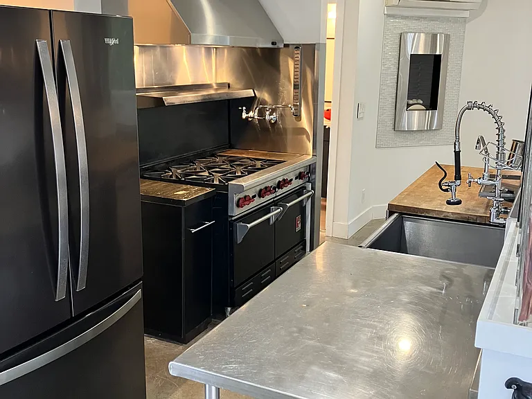 Stainless commercial equipment for easy cooking & cleanup