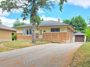 138 Mark St, London, ON N5V2G9