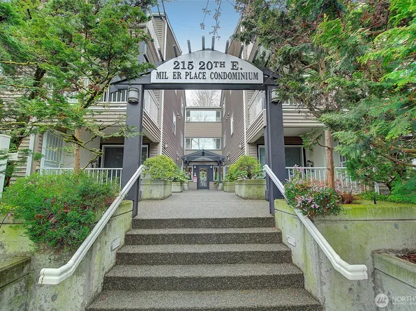 215 20th Avenue E #307, Seattle, WA 98112